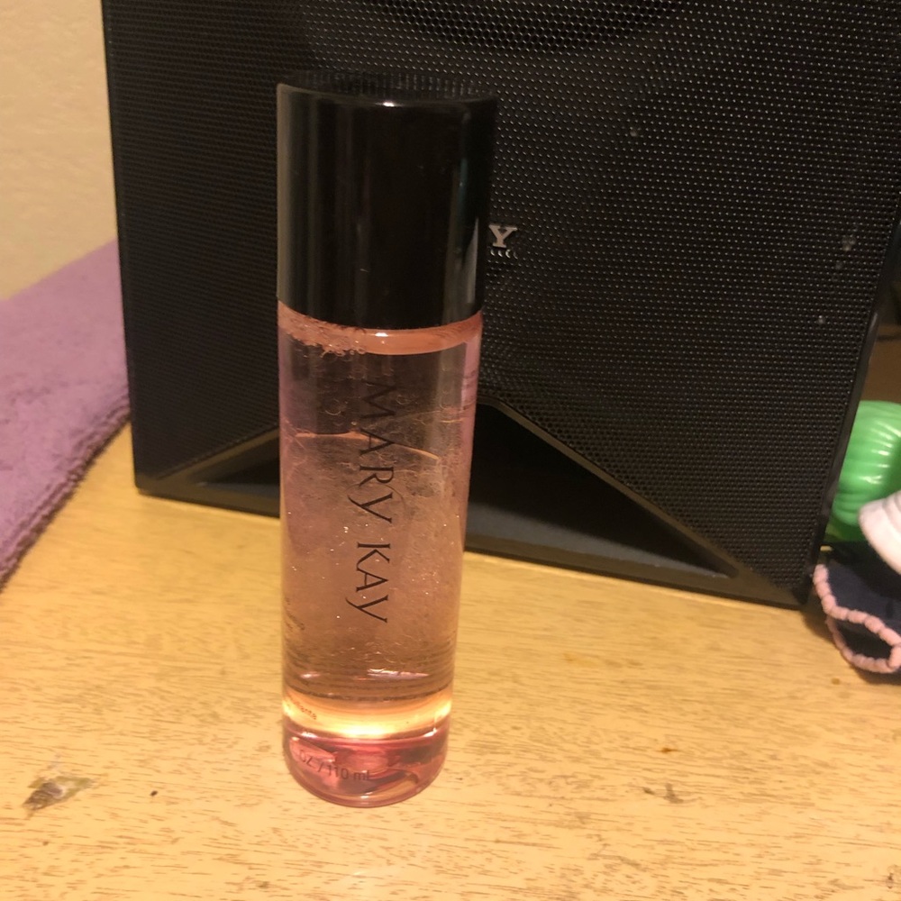 Makeup remover